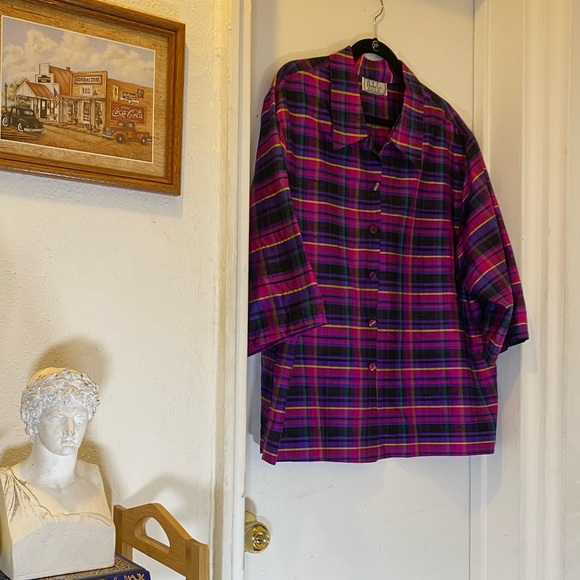 COPY - 60s? VTG Silk Plaid Shacket - Picture 12 of 12